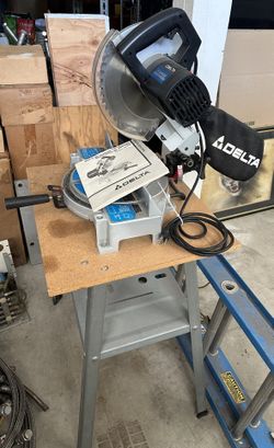 Delta Table Miter Saw mounted on workstation