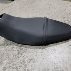 2020 Z125 Seat