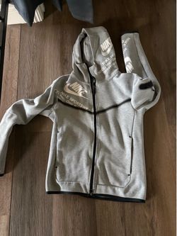 Nike tech & other jackets