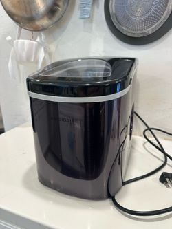 Frigidaire Countertop Ice Maker