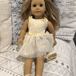 American Girl Doll - Isabelle 