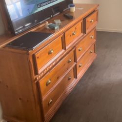 Wooden Bedroom Set W/mattress