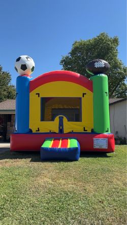 Bounce house & chairs