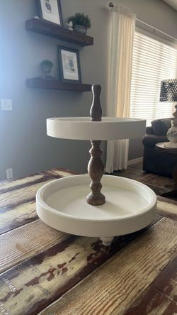 Wooden 2-Tier Tray