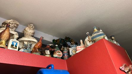Decanters from around the world collectibles