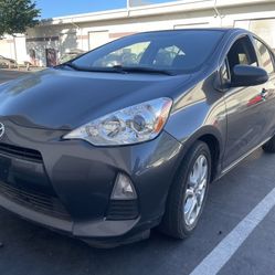 2013 Toyota Prius C