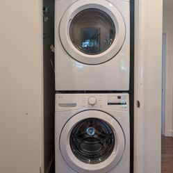 LG Washer & Gas Dryer Set [2023 Like New]