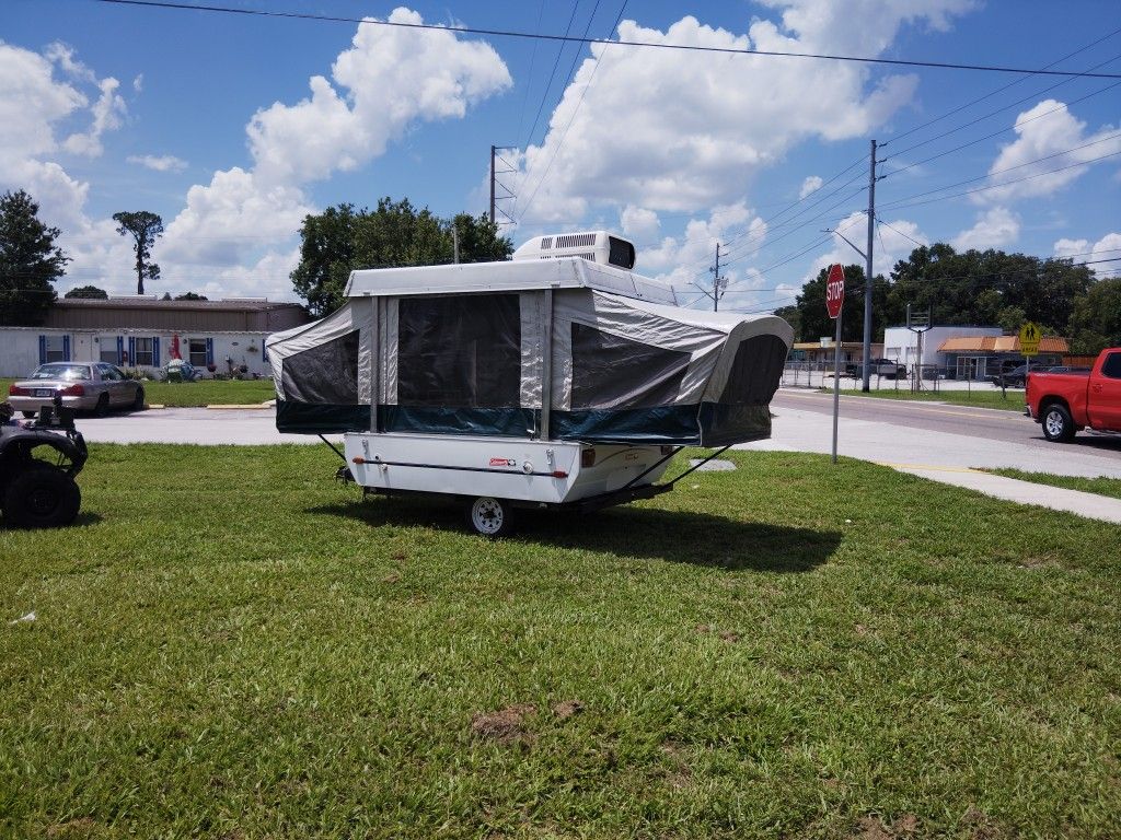 2000 Coleman Clean Title