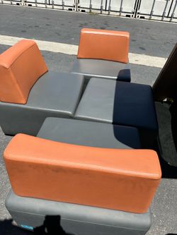 Steelcase model  N3LCUBEL  set of 4 pieces