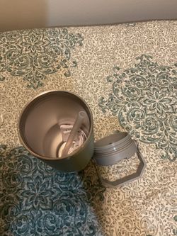 Stainless Steel Insulated Tumbler with Lid and Straw