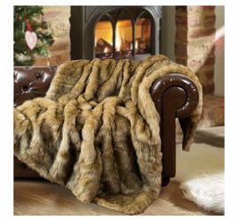 Golden Faux Fur Throw Blanket for Couch, 50"x60", Thick Warm Luxury Soft Cozy Plush Elegant Furry Fluffy Faux Fur Blanket for Bed, Sofa, Living Room,