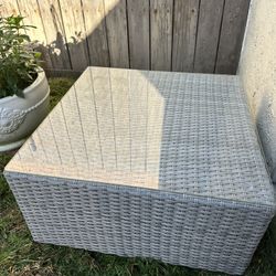 Out Door Table