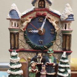 Christmas Clock Plays 12 Different Christmas Songs Every Hour
