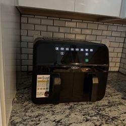 Brand New Bella Dual Air Fryer With Free Over 100 Pieces Of Air Fryer Liners