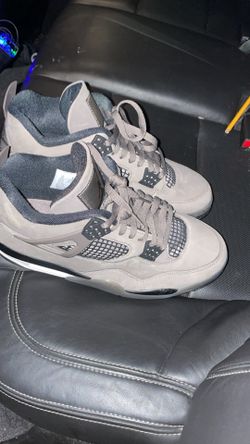 Jordan 4s