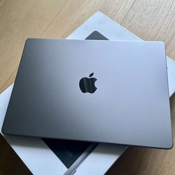 NEW M3 Chip 512GB SSD MacBook Pro 14” Touch ID XDR Liquid Retina Display Apple Warranty 2025