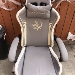 gaming chair
