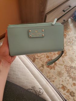 Kate Spade Wristlet Wallet