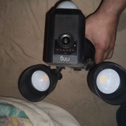 Ring Floodlight Camera LED 