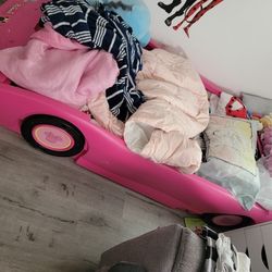 Kids Twin Size Car Bed