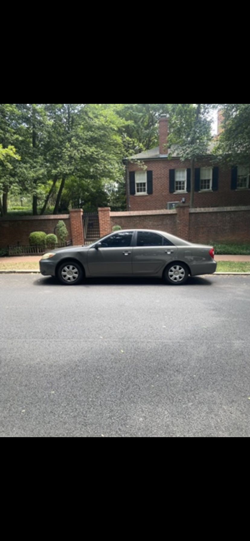 2004 Toyota Camry LE