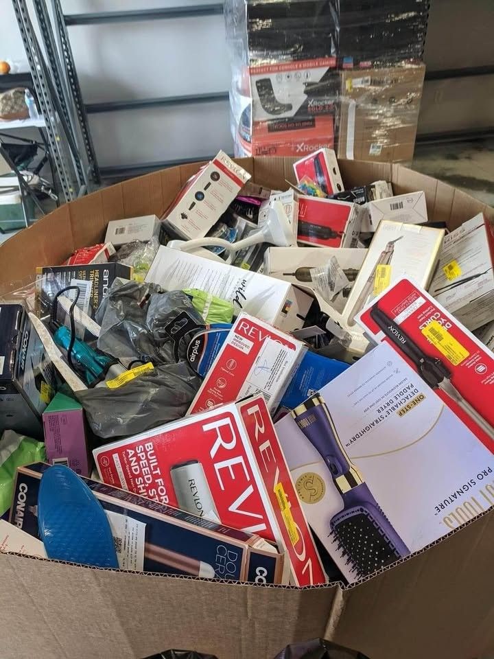 WM GM liquidation truckload