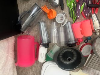 Kitchen utensils and pictures