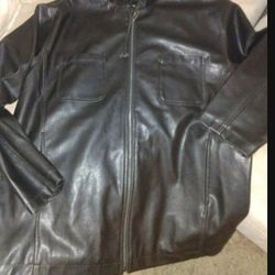 Large Mens Leather Italian  Jacket New Pit To Pit Is 26 With Zipper N Hoodie