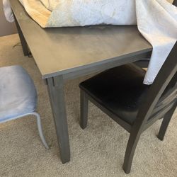 Table  And chairs