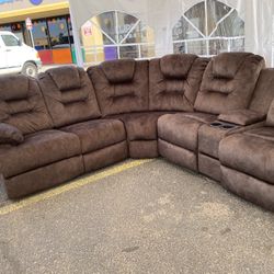 Sectionals/ Couch And Love Seat