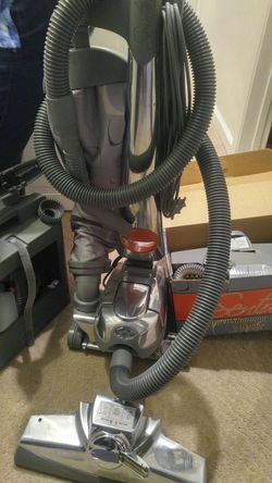 Kirby Vacuum, Floor & Shampoo'er With all attachments