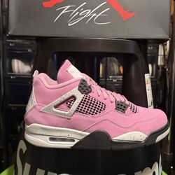Jordan 4 Orchid NEW Women's Size 11.5 Mens 10 
