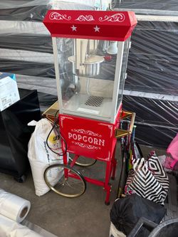 Popcorn machine like new !