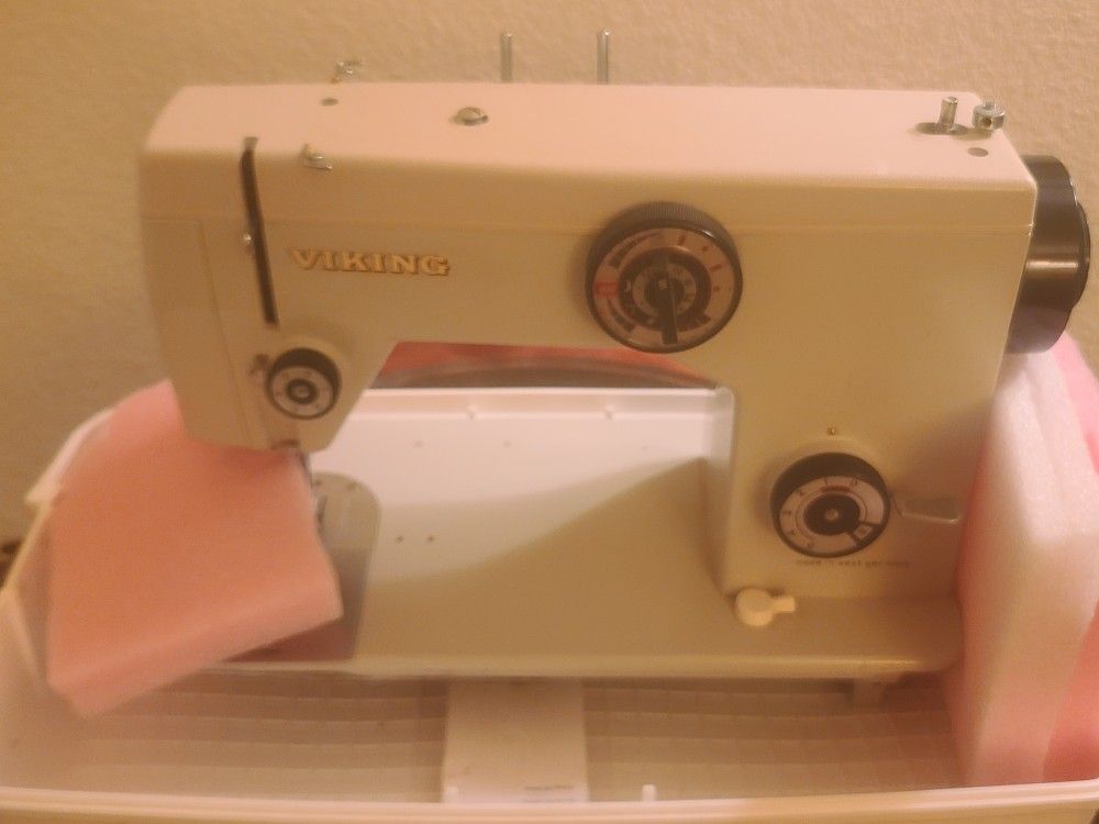 Viking Sewing Machine Made In Germany