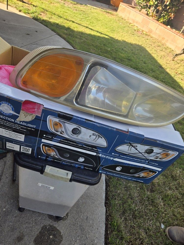 Peterbilt Projection Headlight