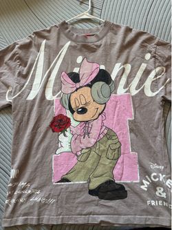 Disney Minnie Mouse Civil Regime Graphic T-Shirt – Size Medium