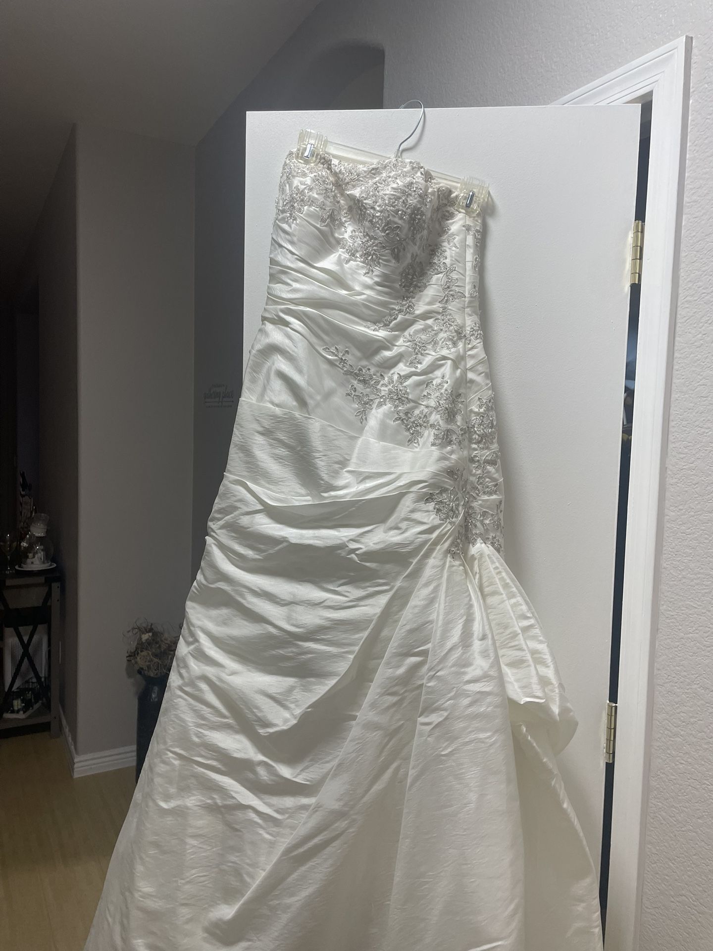 Wedding Dress Size 8