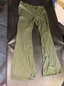 Green leggings