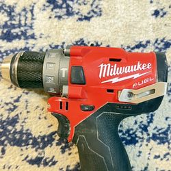 Milwaukee Hammer Drill 12V
