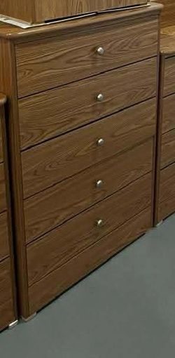 5 Drawer oak wood color