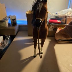 Retired American Girl Doll Horse And Accessories 