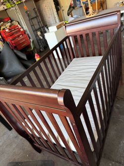 Baby Crib & Mattress
