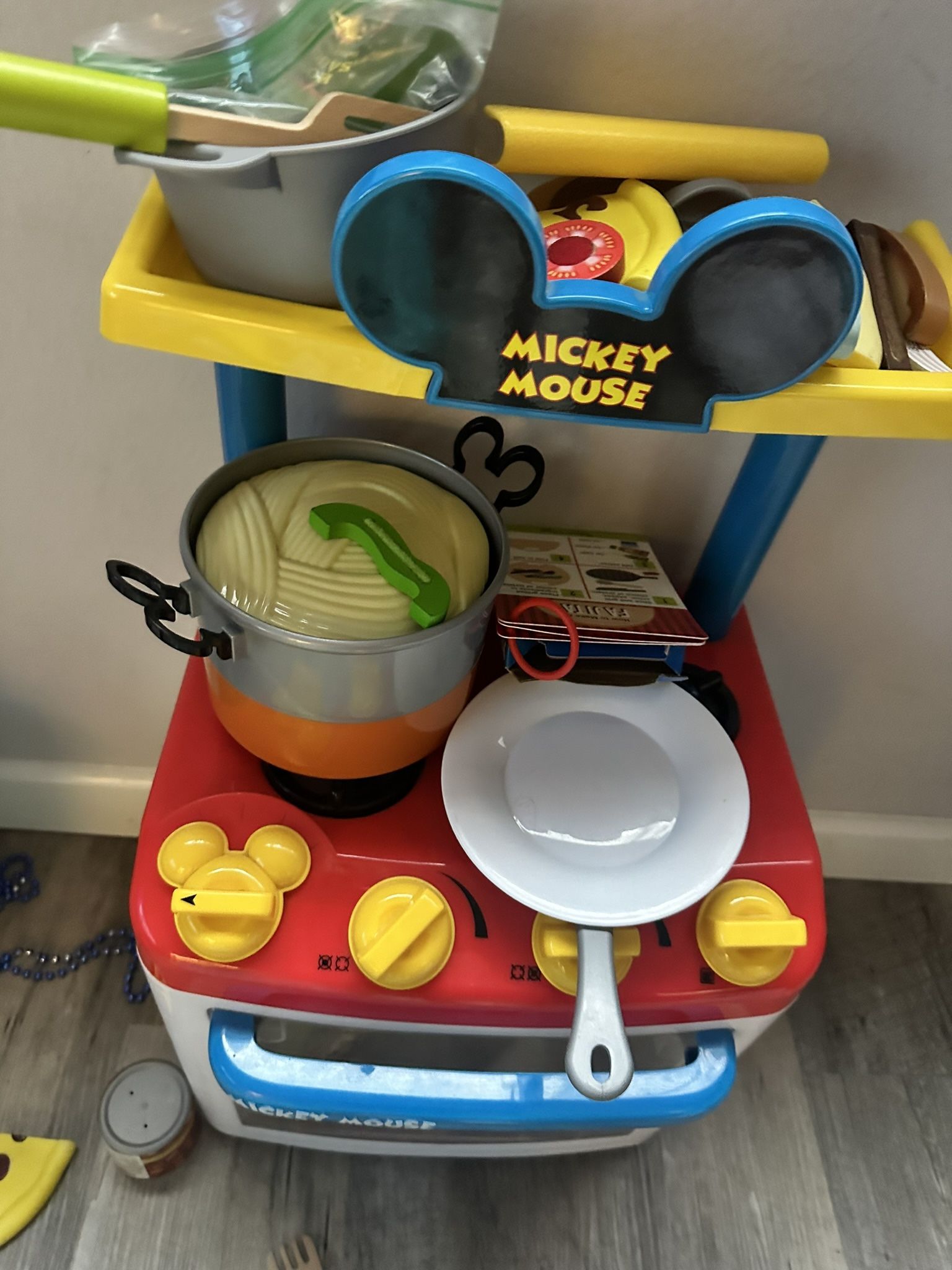Mickey Mouse Kitchen Set