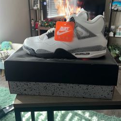 Jordan Retro 4 Cements Size 13