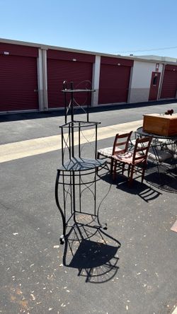 Shelving unit - corner