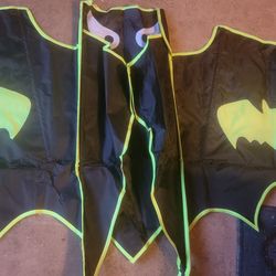 Kite flyer Black And Green Bat With Kite Reeler Winder