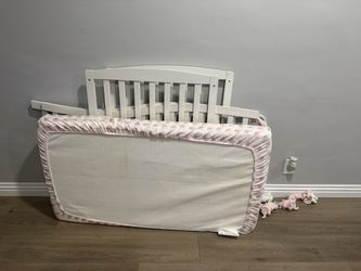 White Wood Baby Crib with Mattress