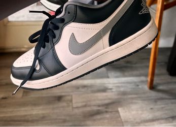 Air Jordan 1 Low Black White Grey Sneakers size 9s