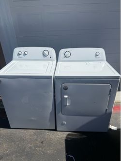 Washer and dryer set