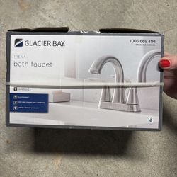 Hampton Bay Newton box unopened